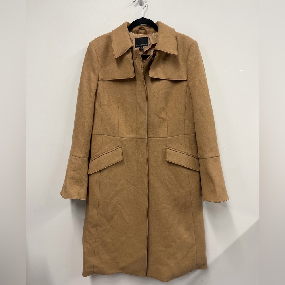 Banana Republic Classic camel wool coat by Mario Bellucci 12